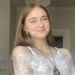 Ava - English tutor - Gisborne