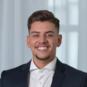 Lorik - Lehrkraft für BWL - Brugg