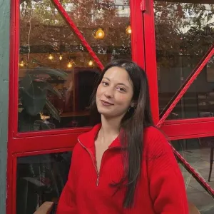 Melis - Fransızca öğretmeni - 