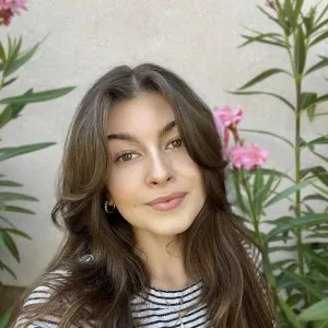Laura - učiteľka nemčiny - Banská Bystrica