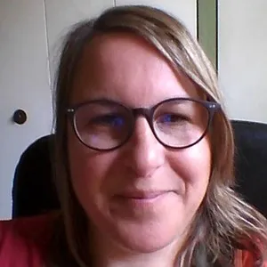 Laurence - Prof d'aide aux devoirs - Pommeret