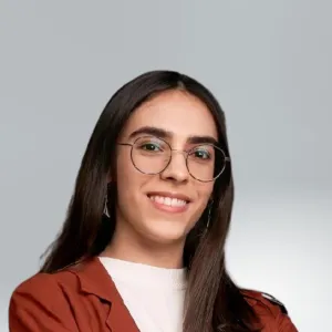 Clara - Prof de blockchain - Rio de Janeiro