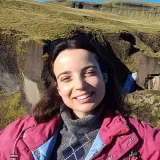 Sara - Professor de auxílio na redação de dissertações e teses - Porto