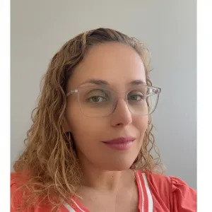 Gisele - prof de Economía - Valencia