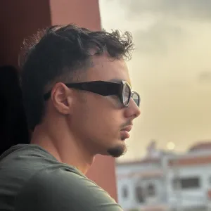 Elias - Prof de français - Casablanca