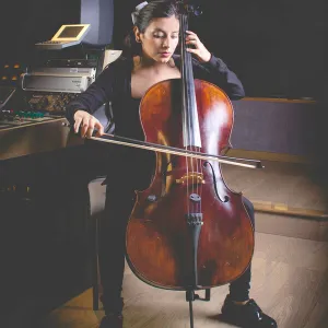Karla - profesor de otros instrumentos - 