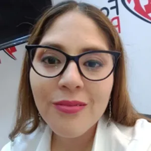 Yadira Alexandra - Profesor de ayuda con la tarea - Piura