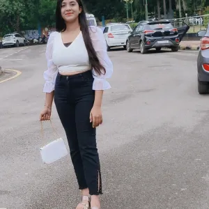 Liza - Reading tutor - Dhamtari