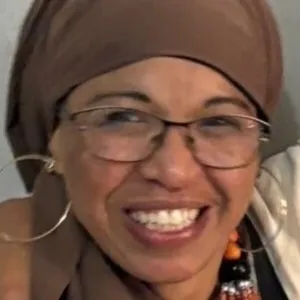 Naima - Prof d'Arabe - Réding