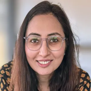 Roopam - Computer networks tutor - London