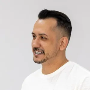 Tiago - Professor de espanhol - Presidente Prudente