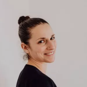 Vela - French teacher - Mississauga