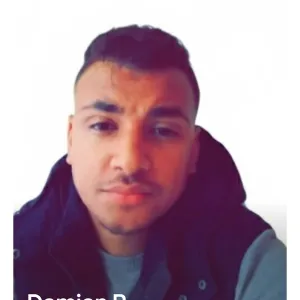 Damien - Prof de code de la route - Saint-Denis