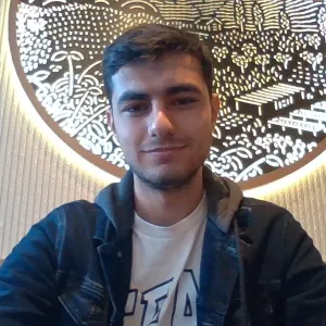 Kaan - İngilizce öğretmeni - 