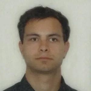 Oni - Profesor de informatică - București