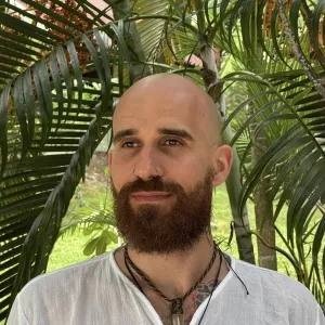 Simone - Meditation tutor - New York