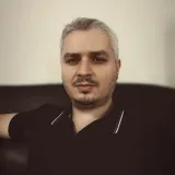 Tarık - Türkçe öğretmeni - İstanbul