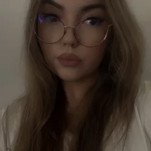 Vanessa - Profesor de limba română - Satu Mare