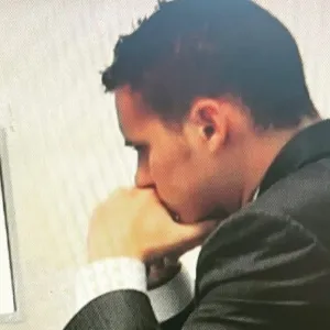 Daniel - profesor de gestión financiera - Gijón