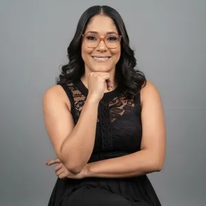 Keshia - profesor de psicología positiva - Panamá Oeste