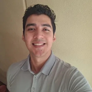 Carlos Daniel - profesor de contabilidad - Puerto Vallarta