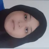 Ahlam - Prof d'Économie - Casablanca