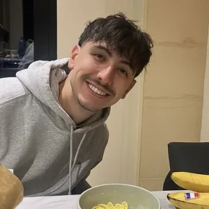 Maxime - Prof de bureautique - Caen