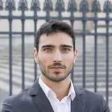 Paul - Prof d'histoire - Paris