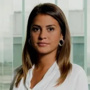 Nejma - professeur d'économie - Carouge