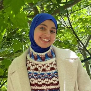 Amira - Prof de maths - Viplaix