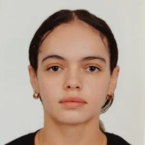 Yasmine - Prof de maths - Clichy