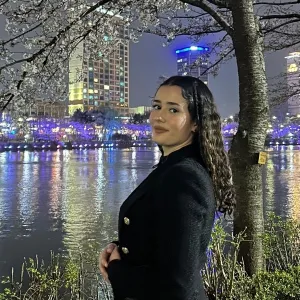 Yasmine - French tutor - Arizona