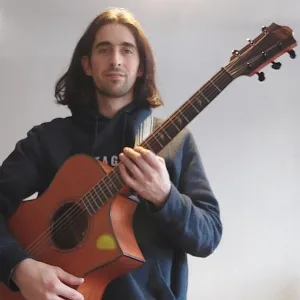 Priam - Prof de guitare acoustique - Bayonne