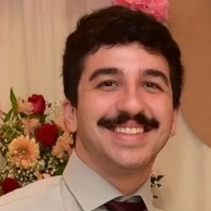 Piero - Professor de Filosofia - Centro