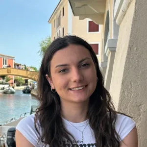 Éléonore - Prof de SVT - Carpentras