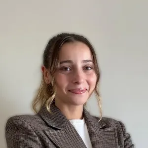 Bárbara - Professor de matemática - Fernão Ferro