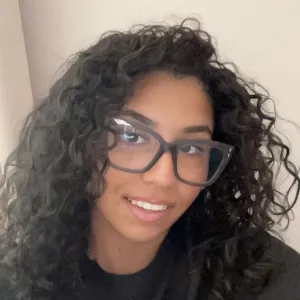 Léna - Prof d'aide aux devoirs - Les Pennes-Mirabeau