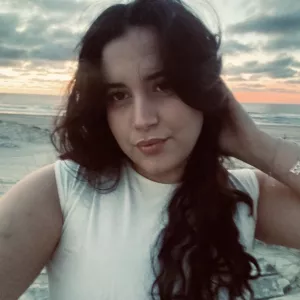 Ana - Professor de português - Aveiro