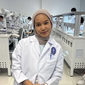 Nisa - Maths tutor - Seri Kembangan