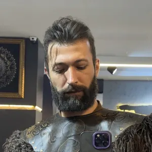 Ressam - Resim öğretmeni - 
