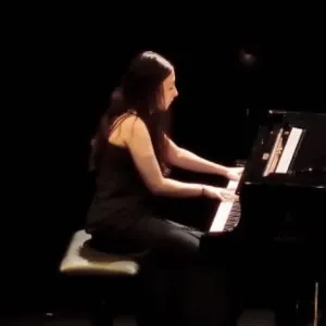 Ada - Prof de piano - Bruxelles