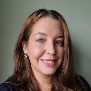 Emylee - Prof de fle - français langue étrangère - Paris