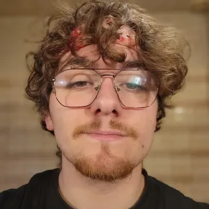 Enzo - Prof d'aide aux devoirs - Aubière