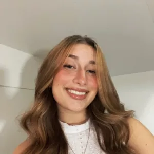 Laura - Prof de inglês - Florianópolis
