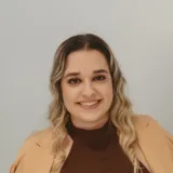 Lara - Prof de fisioterapia - Londrina
