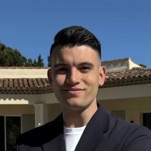 Rafael - Prof d'histoire - Saint-Saturnin-lès-Apt