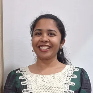 Sara - Korean tutor - Kochi