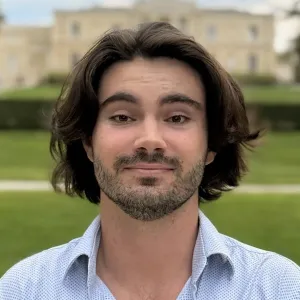 Matthieu - Prof d'histoire - géo - Marseille