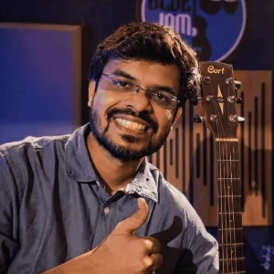 Vivek - Guitar tutor - Mumbai