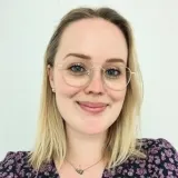 Ivy - Piano Tutor - Melbourne